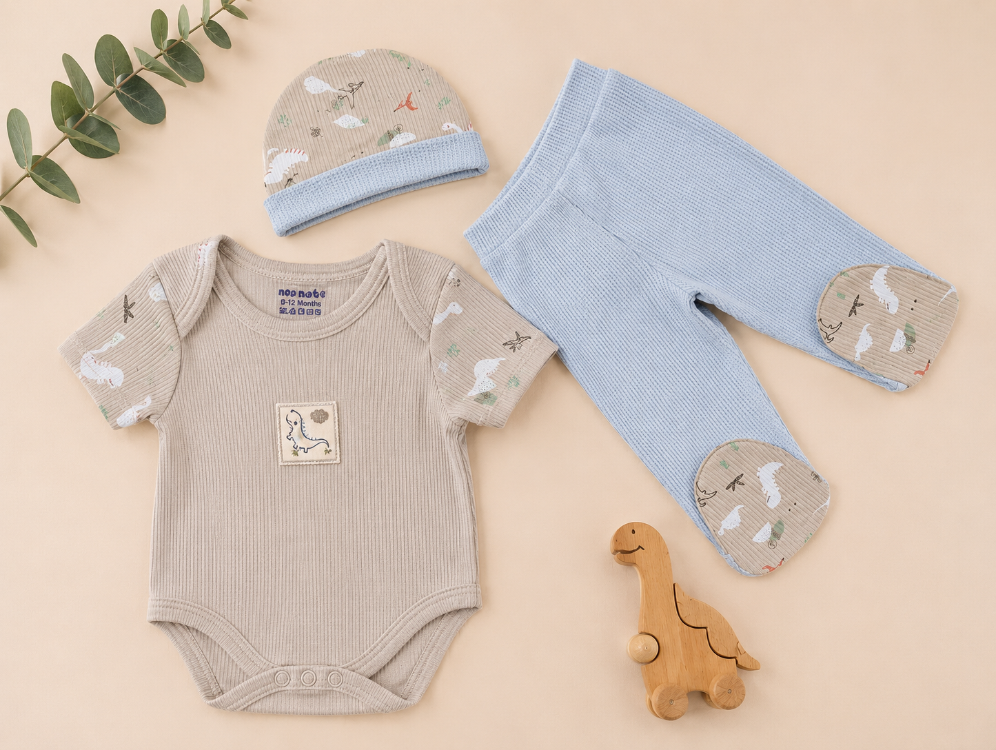 Ribbed Dino Layette Set